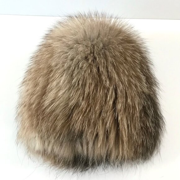Handmade Genuine Raccoon Fur Ruff Beanie – 100% Cotton Knit, Like New, One Size - Picture 2 of 10